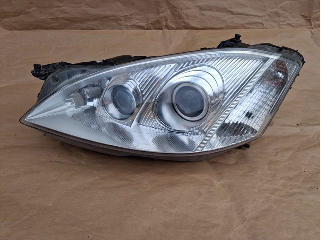 Фара дальнього світла в зборі A2218207561 MERCEDES