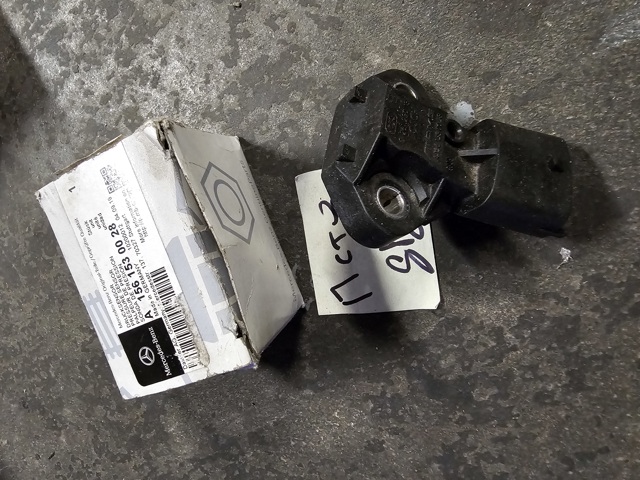 Манометри A1561530028 MERCEDES