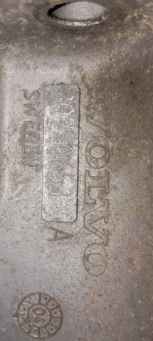 Картер масляний 30750653 VOLVO