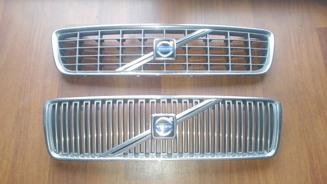 Решітка радіатора 8659947 VOLVO