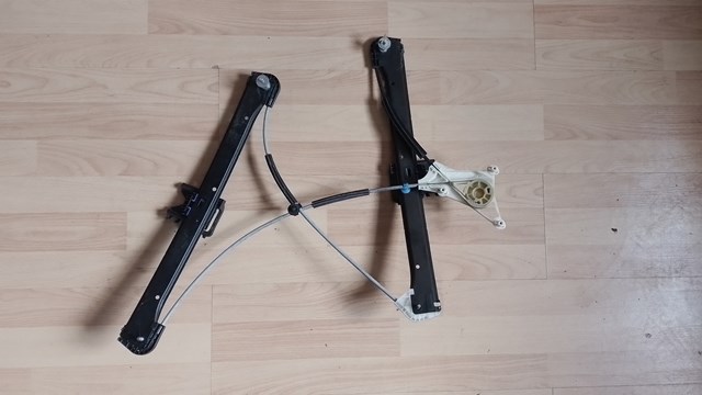 Склопідйомник (механізм переміщення скла) 8V4837462 VAG