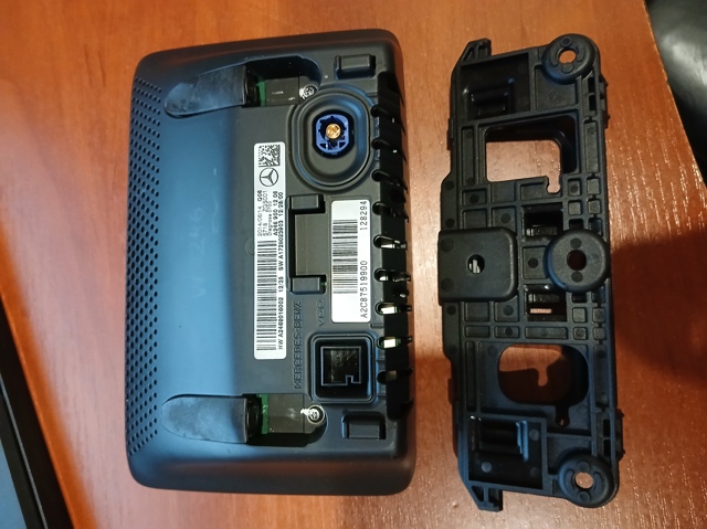 Дисплей бортового комп'ютера A2469001206 MERCEDES