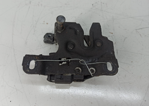 Замок капота 8D0823509E VAG