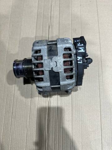 Авто генератор 04E903025J VAG
