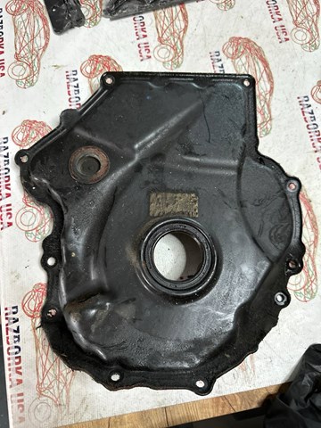 Кришка двигуна передня 06K109210 VAG