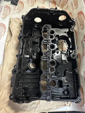 Кришка клапанів 11129452895 BMW