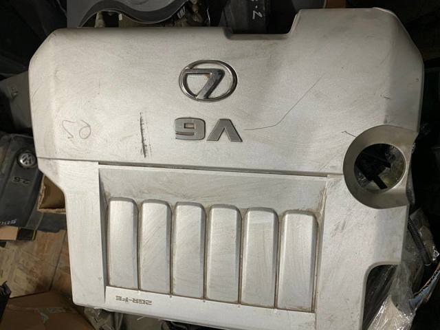 Кришка двигуна декоративна 1120931120 TOYOTA