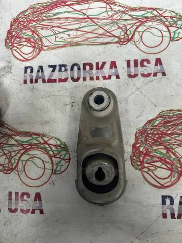 Подушка (опора) двигуна, задня 112383734R NISSAN