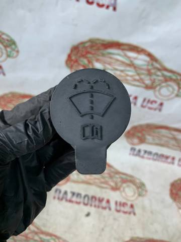 Кришка бачка омивача 13227300 GM
