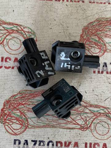 Датчик подушки безпеки 13504470 GM
