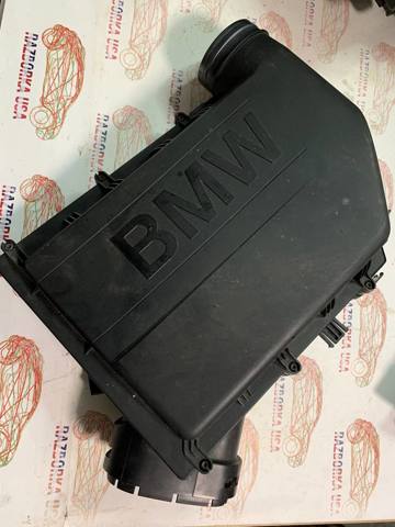 Корпус повітряного фільтра 13717604404 BMW
