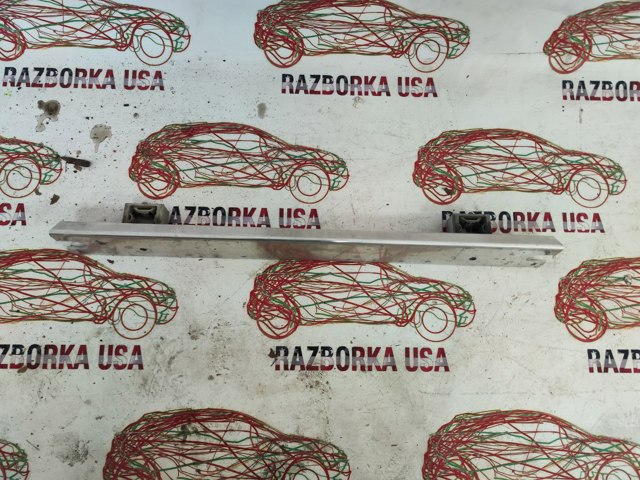 Підсилювач передньої ніші багажника 151849500B TESLA