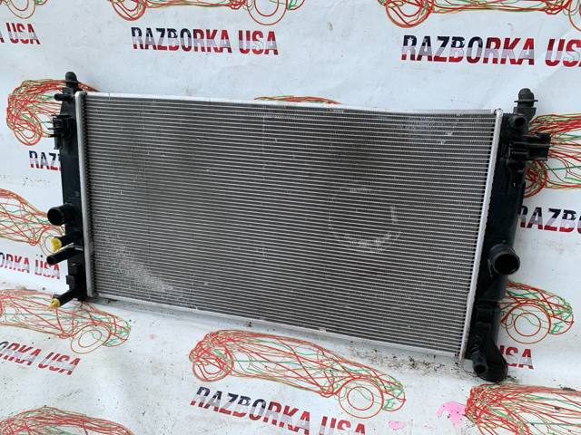Радіатор двигуна 1640037310 TOYOTA