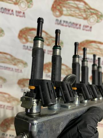 Форсунка дизельна в зборі, розпилювач + тримач 166005RL0A NISSAN