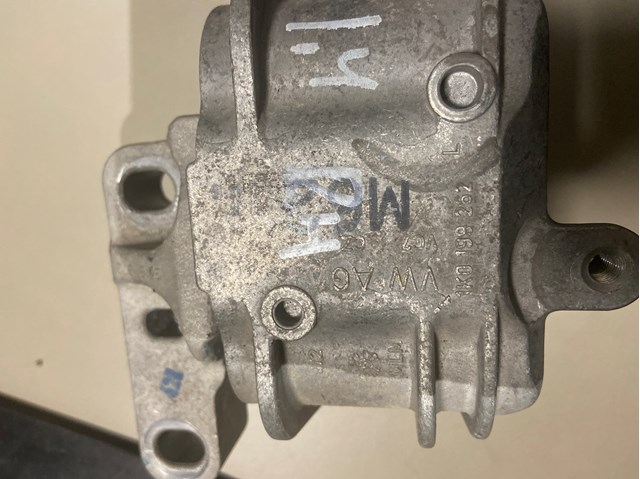Права подушка мотора 1K0199262L VAG