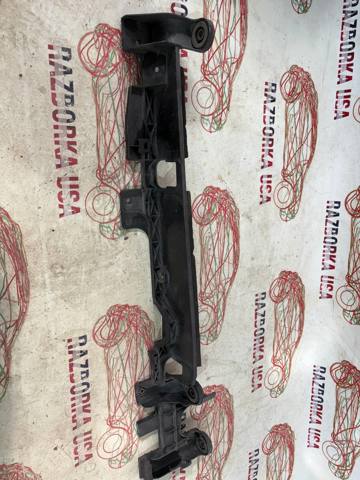 Кронштейн радіатора нижній 215424EB0A NISSAN
