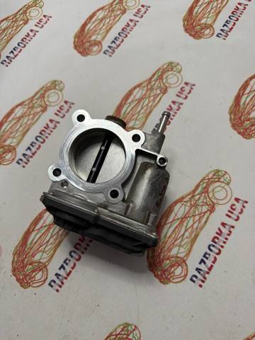 Дросільна заслінка в зборі 2203037060 TOYOTA