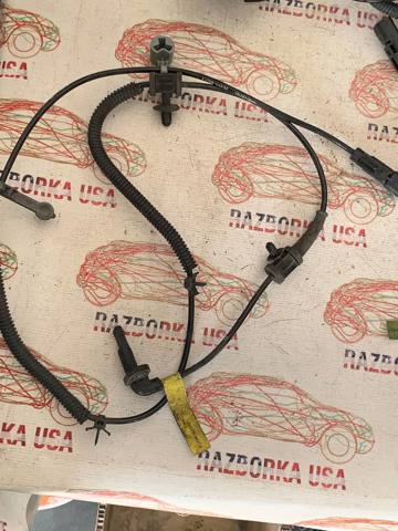 Передній датчик ABS 23483151 GM