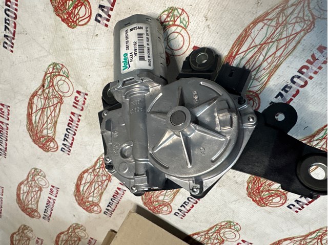 Склоочисник дверей задка 287106RF0A NISSAN