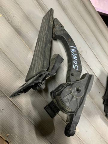 Педаль акселератора 327003S110 HYUNDAI