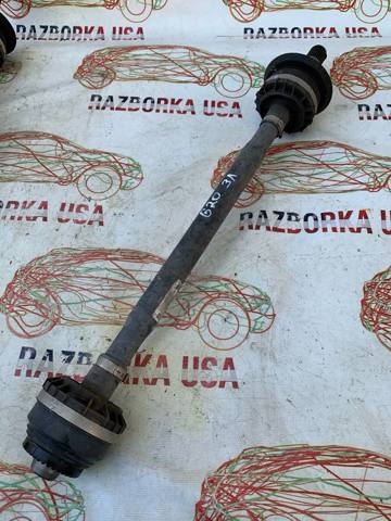 Піввісь задня, ліва 33208487123 BMW