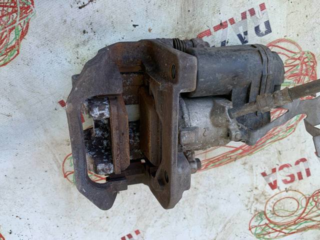 Скоба гальмівного заднього супорта 34206894085 BMW