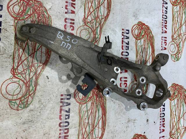 Цапфа поворотна права 400144GA0A NISSAN