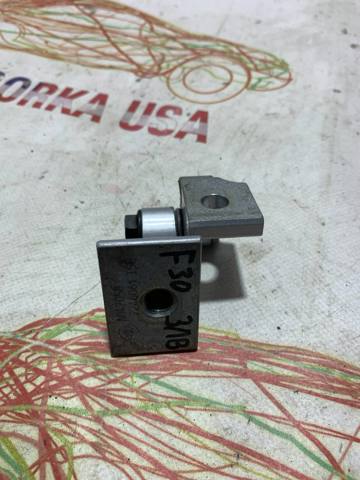 Петля задніх дверей, лівих 41527284545 BMW