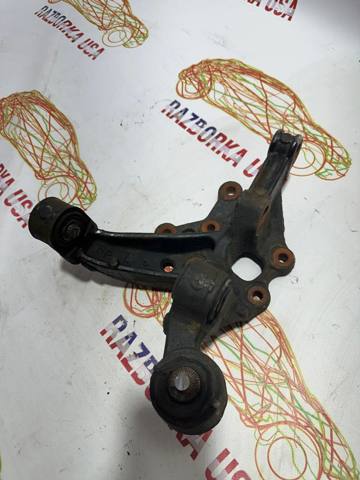 Цапфа права 4230406140 TOYOTA