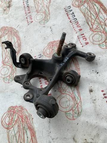 Цапфа поворотна ліва 4230547050 TOYOTA