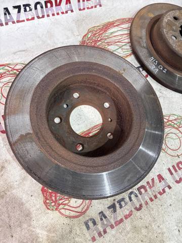 Задні дискові гальма 432064EA0B NISSAN