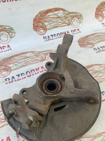 Вісь передня і поворотні кулаки 4321105052 TOYOTA