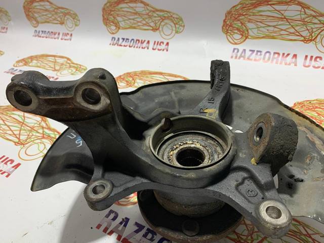 Цапфа поворотна права 43211AA010 TOYOTA