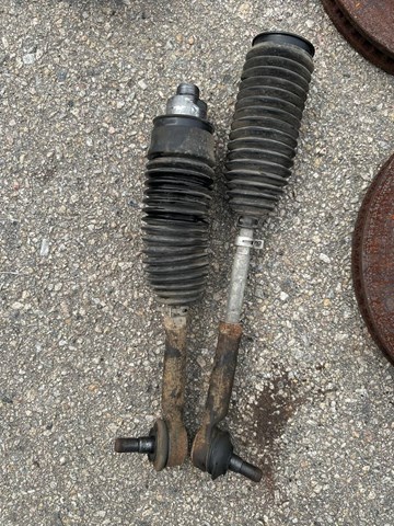Рульовий наконечник 4504669245 TOYOTA