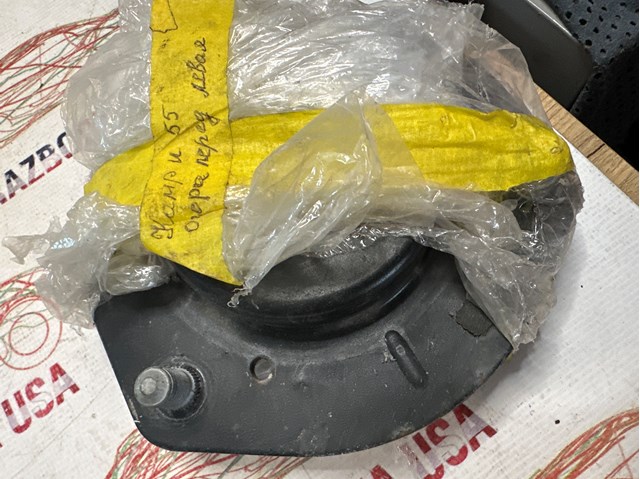 Опора амортизатора 4860906250 TOYOTA