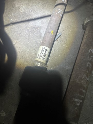 Піввісь передня, права 49501A7180 HYUNDAI