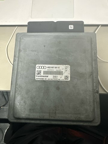 Комп'ютер двигуна 4G2907551A VAG