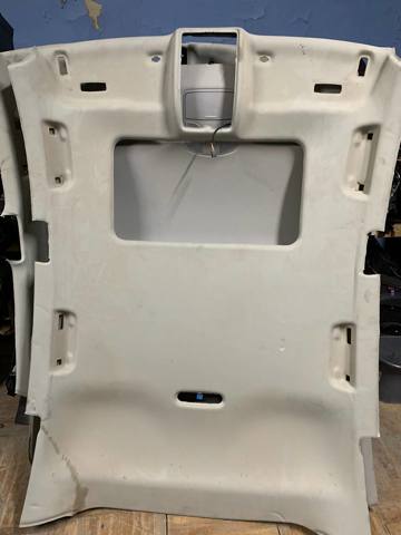 Оббивка кузова 4G8867506 VAG