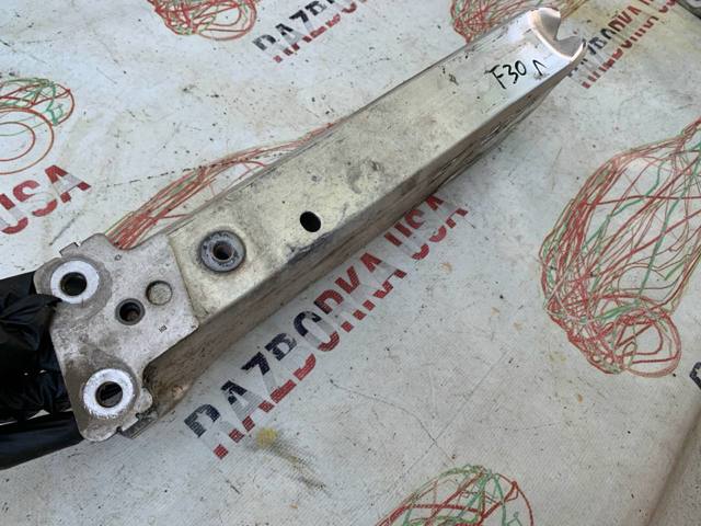 Кронштейн підсилювача переднього бампера 51117266195 BMW