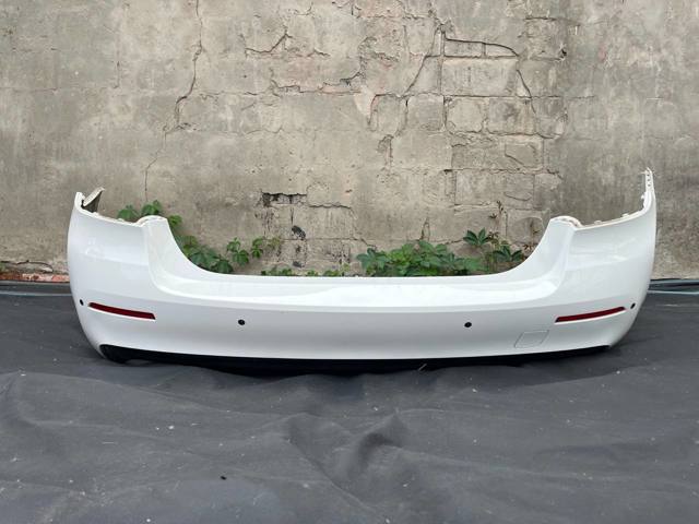 Кожух бампера заднього 51129852175 BMW