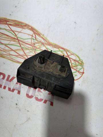 Кронштейн бампера заднього, правий 5256205010 TOYOTA