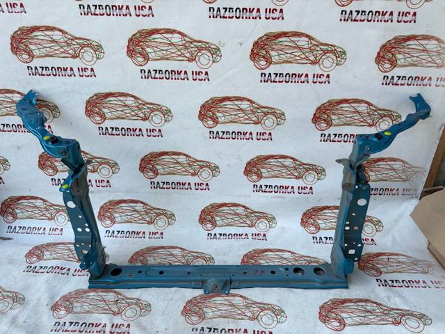 Рамка радіатора права 5320247902 TOYOTA