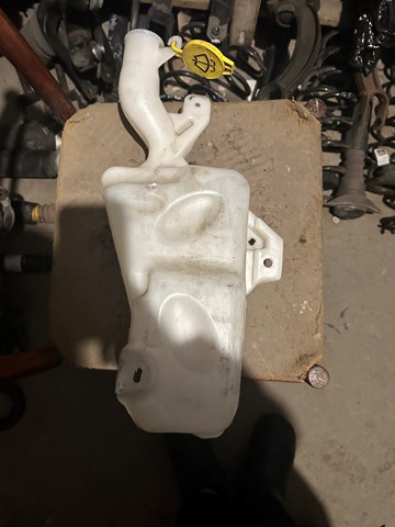 Бачок омивайки 55112669AA CHRYSLER