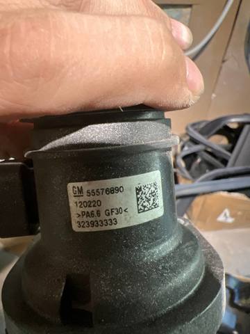 Авто термостат 55576890 GM
