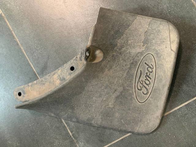 Бризковики передніх коліс 5721248 FORD