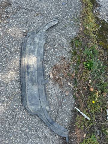 Нижня накладка на передній бампер 5C6805903A VAG