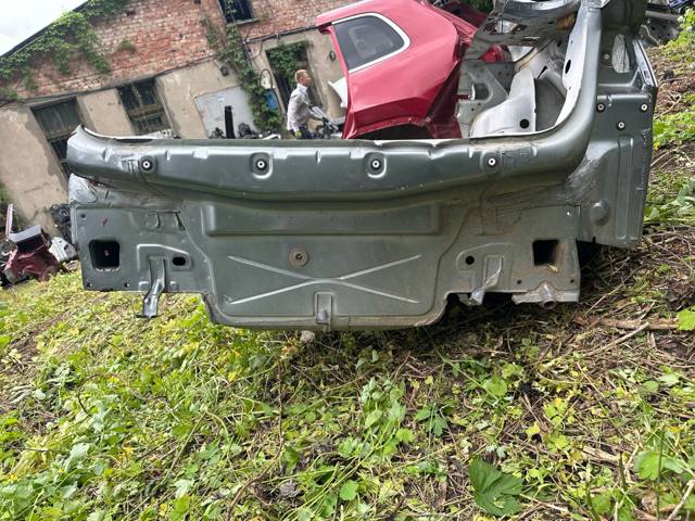 Панель задня, багажного відсіку 5C6813301 VAG