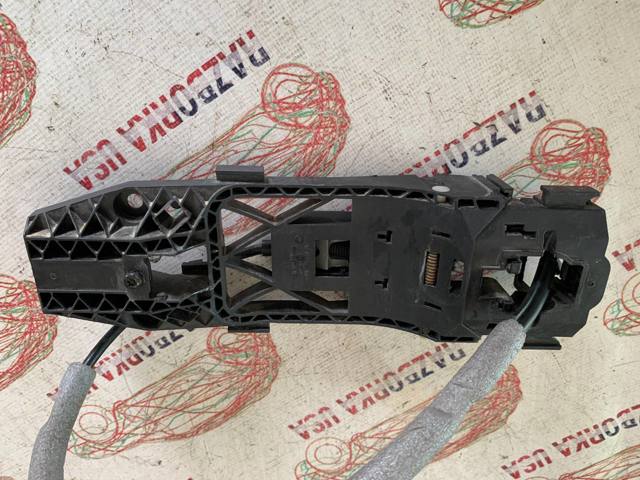 Тримач зовнішньої ручки дверей, передньої правої 5N0839885H VAG