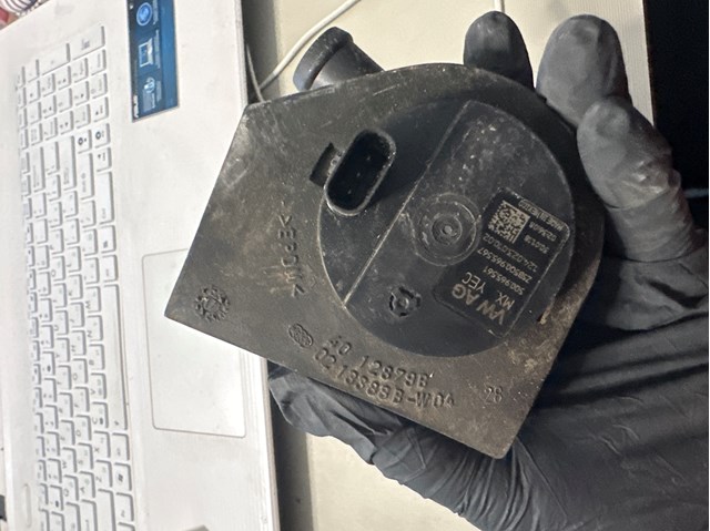 Водяний насос охолодження електричний додатковий 5Q0965561 VAG