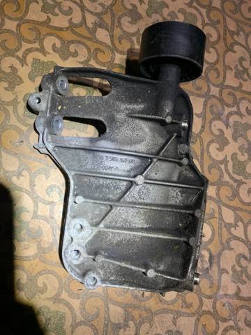 Кронштейн компресора кондиціонера 64557585167 BMW